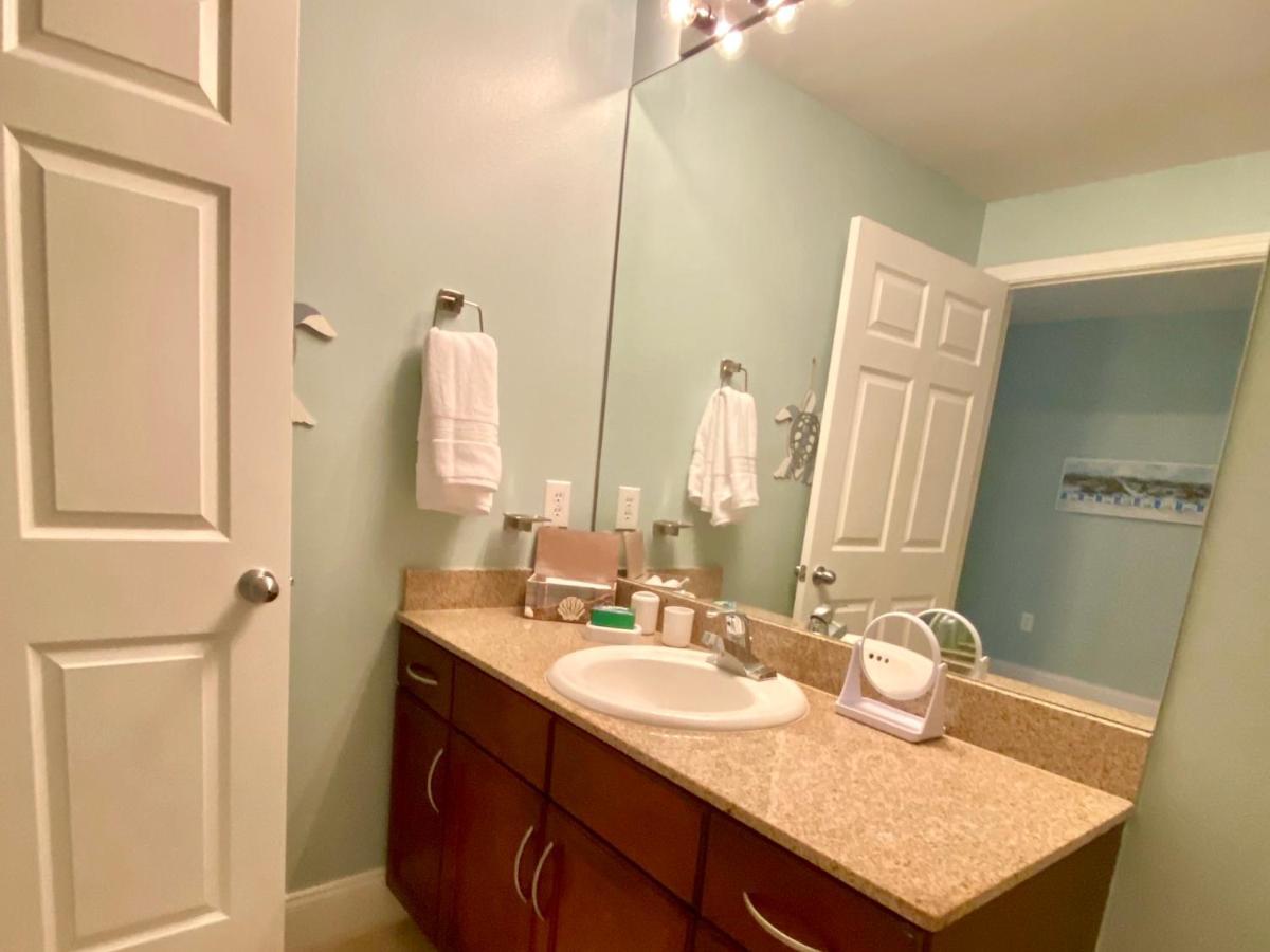 Laketown Wharf Luxury 1 Bedroom Gulf View Condo Hosted By Eastwestgetaway Panama City Beach Exterior photo